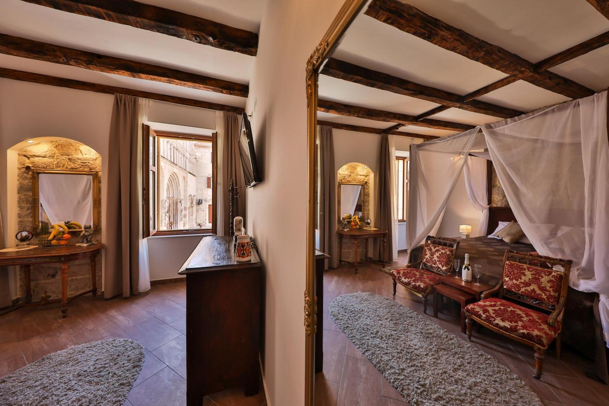 Luxury Rooms Contessa Vitali Zadar Bilik gambar
