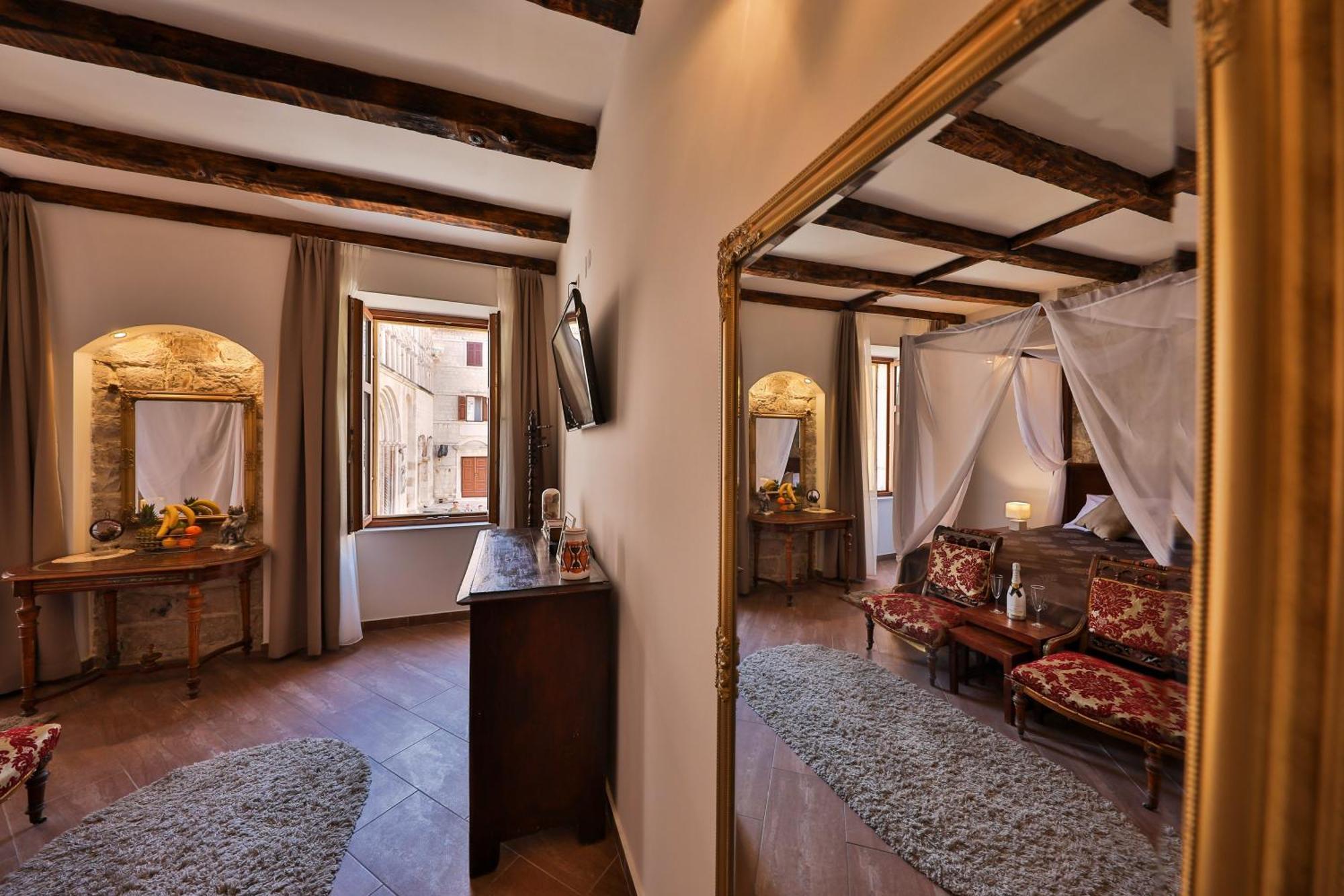 Luxury Rooms Contessa Vitali Zadar Bilik gambar